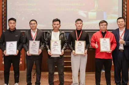 载誉前行！山东长伴数智斩获用友 2025 年度 YonSuite 卓越专业服务伙伴奖